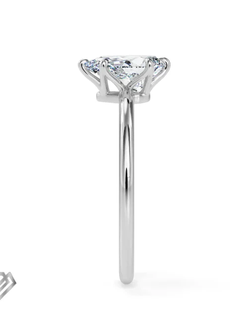 Solitaire lab diamond ring pear shaped stone